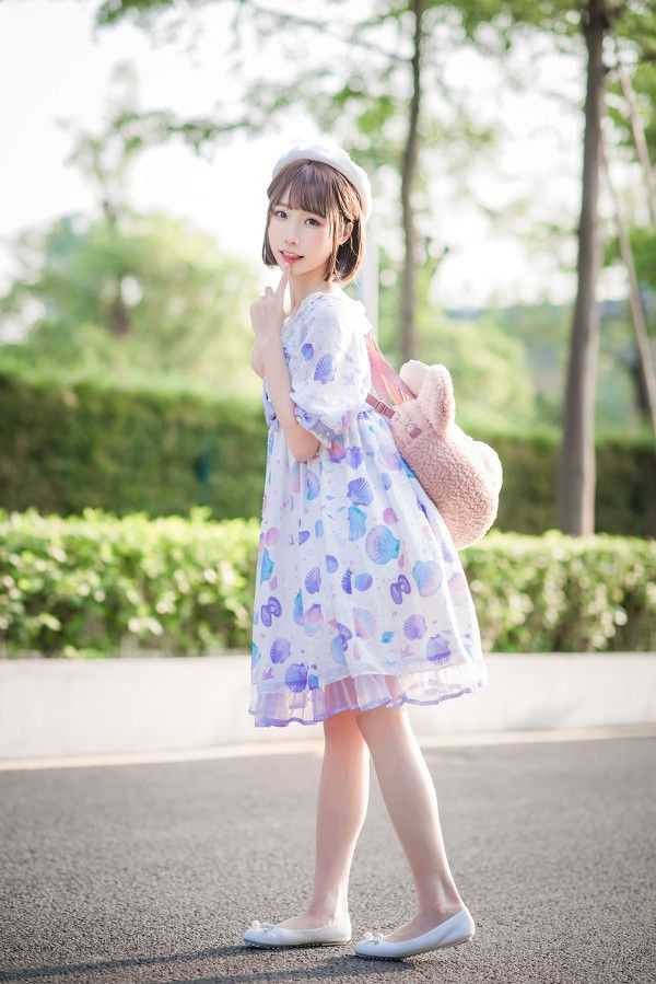 清新逆光的洛丽塔风格