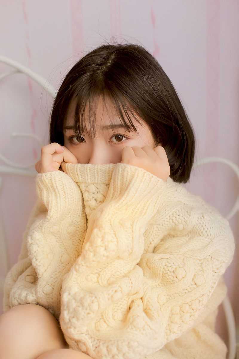 渴望成为你怀抱中的猫咪