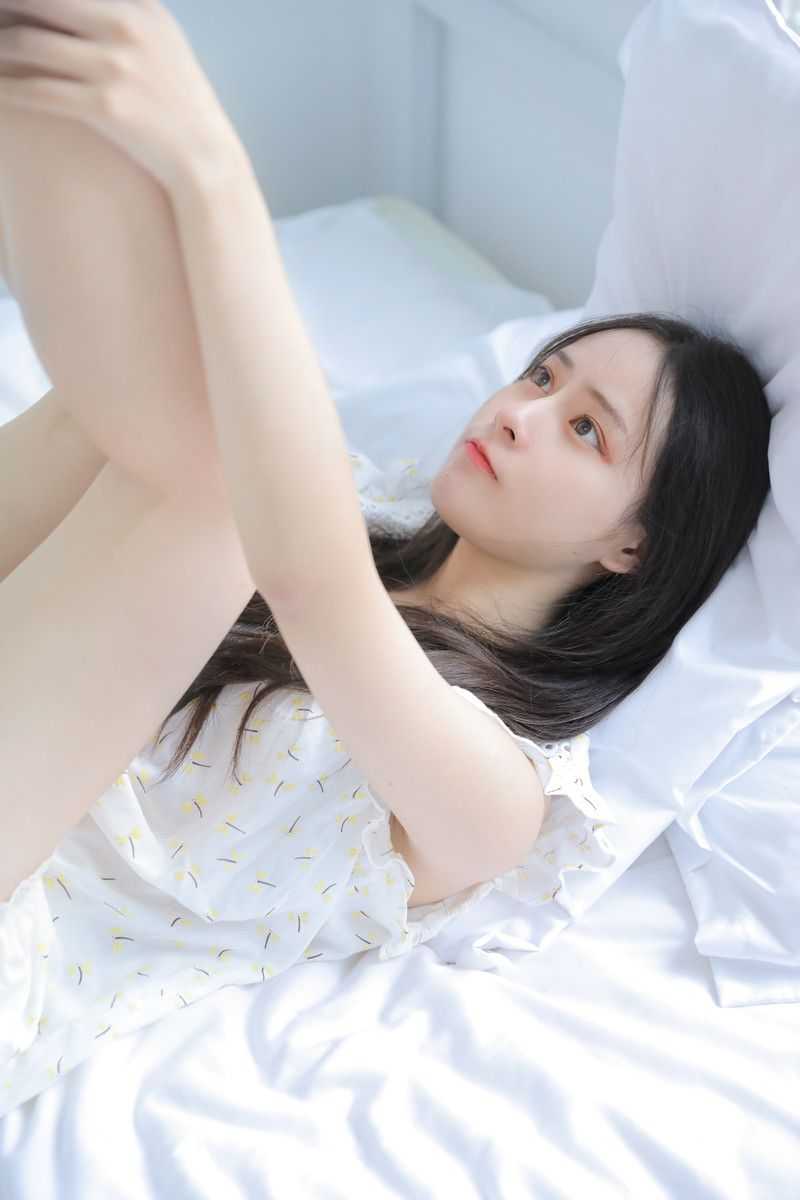 我的可爱尤克里里姑娘