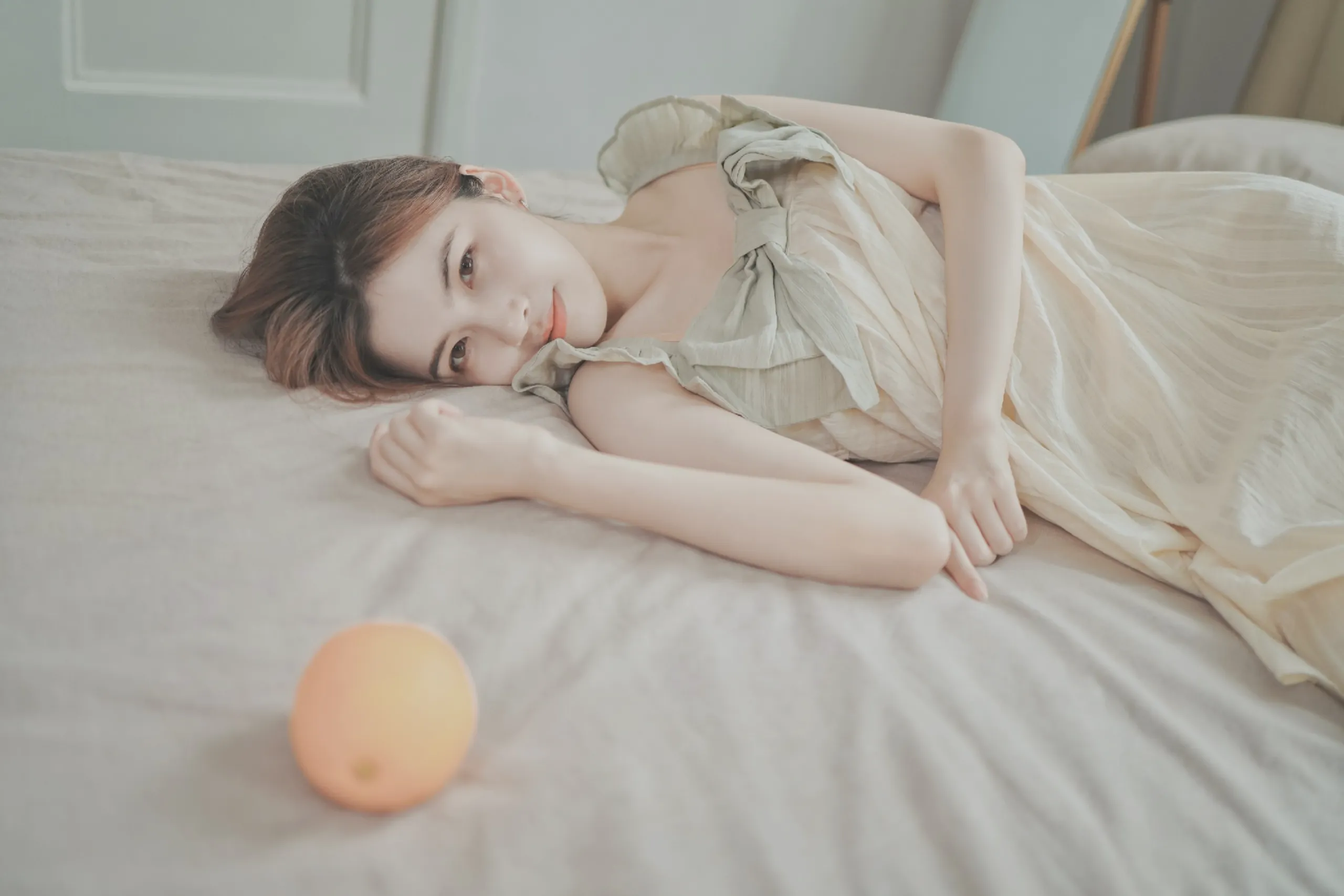 迷人的绿茶女孩