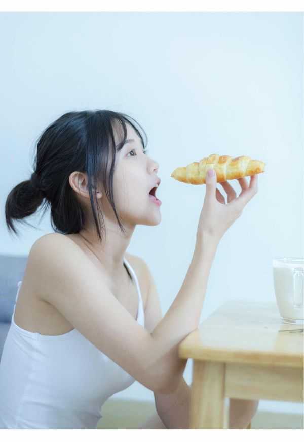 可爱的青春少女