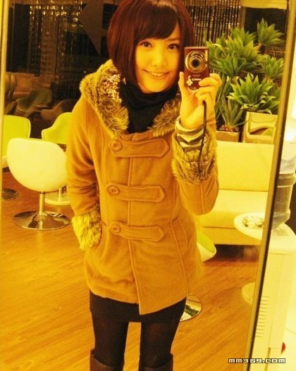 陈倩自拍秀：非主流个性校花！