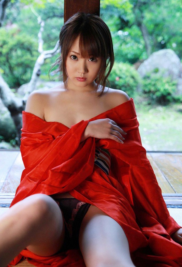 性感女神滨田翔子火辣写真