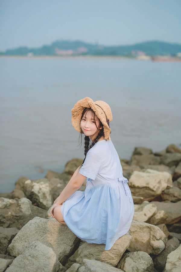 美丽的晴天倩倩