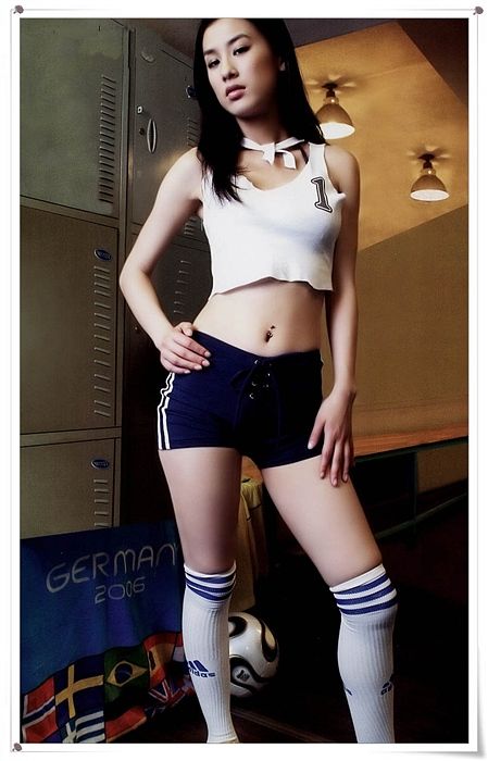 黄圣依足球宝贝高清图集