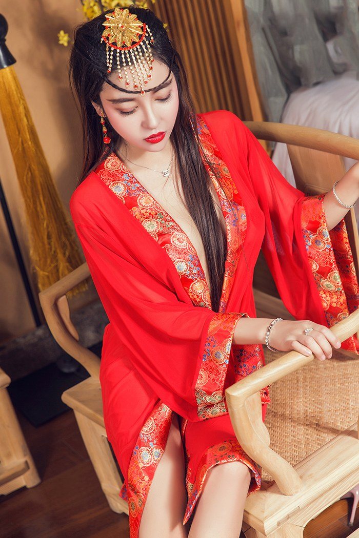 李梓熙浴池诱惑，大尺度无掩露