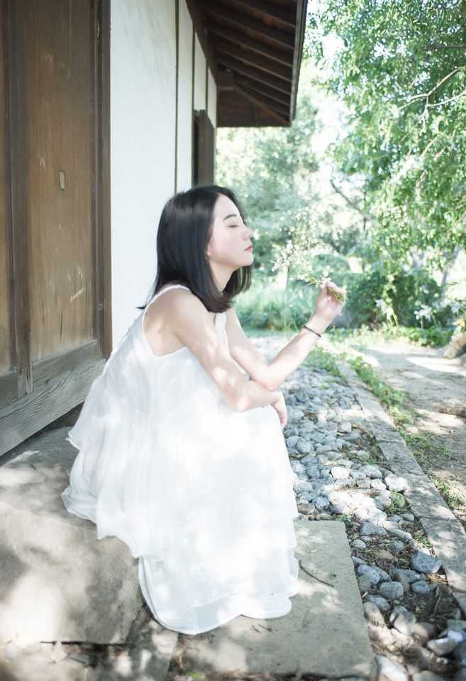 享受阳光，放松身心