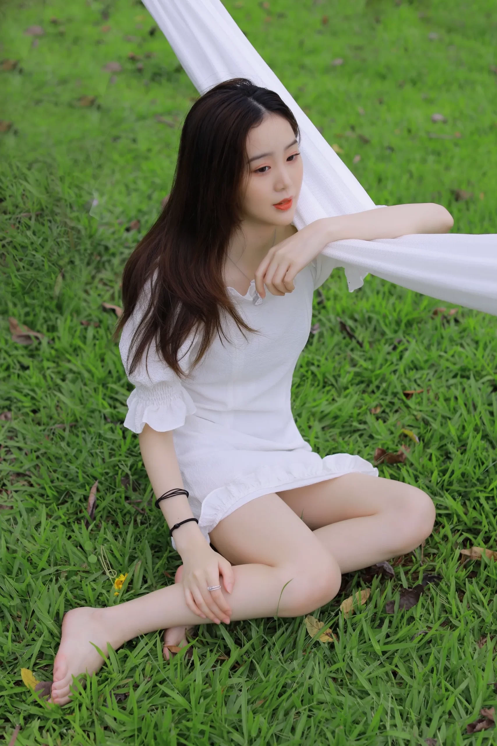 吊床乐趣无穷，玩上一整天