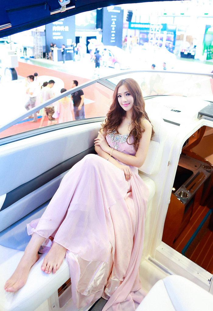 2014厦门海西车展性感车模