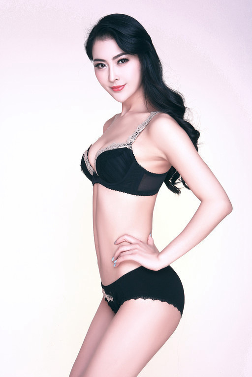吴丹：高贵丽质的美女模特