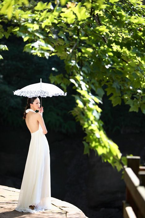 清新白衣美女个人写真