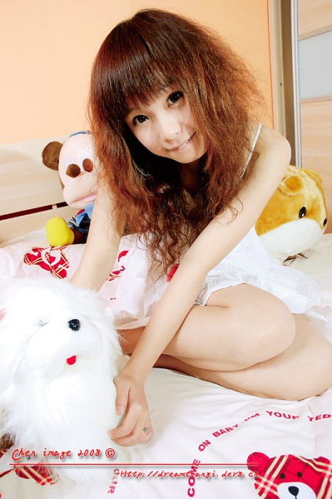 “小琦琦”：一款可爱的语音交互机器人