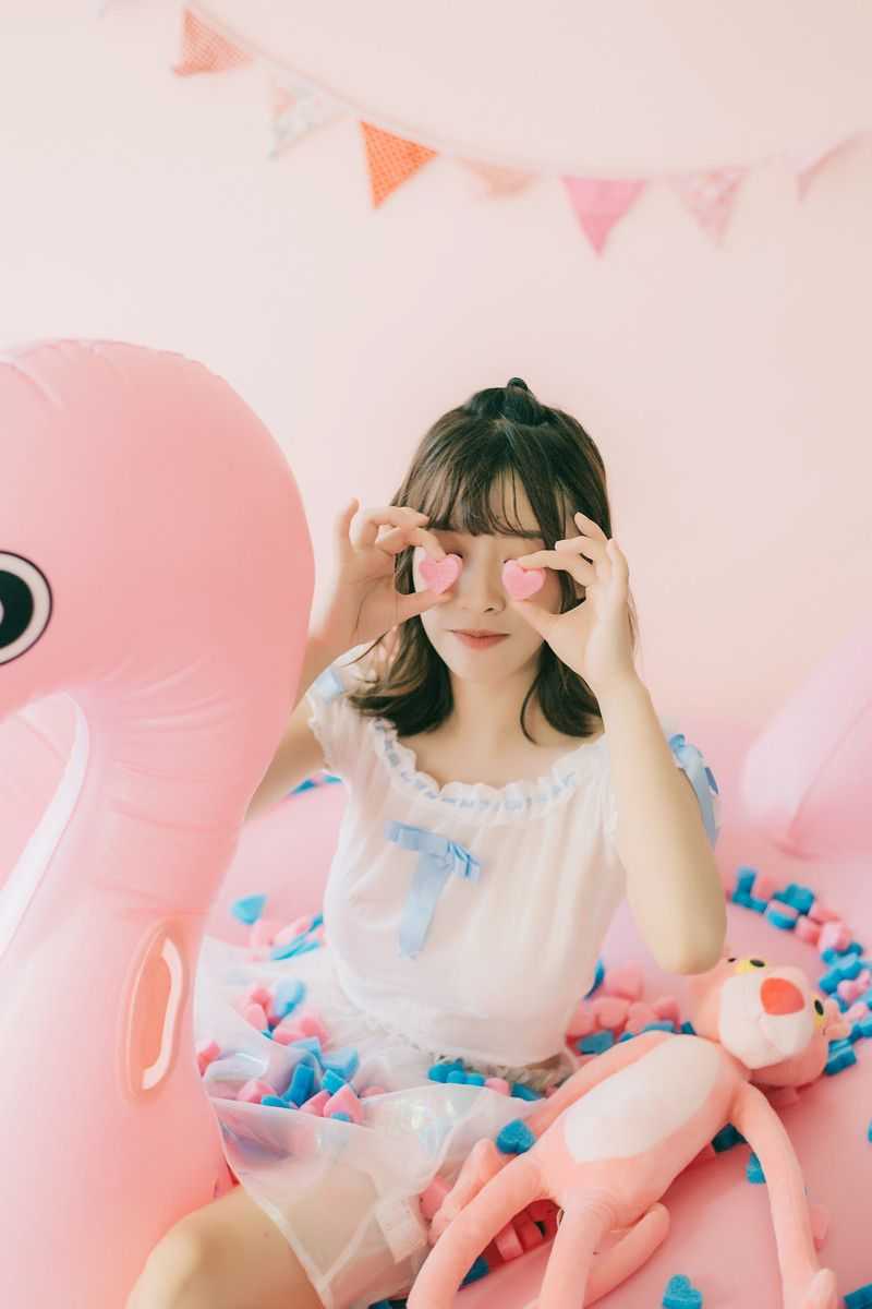 调皮的少女