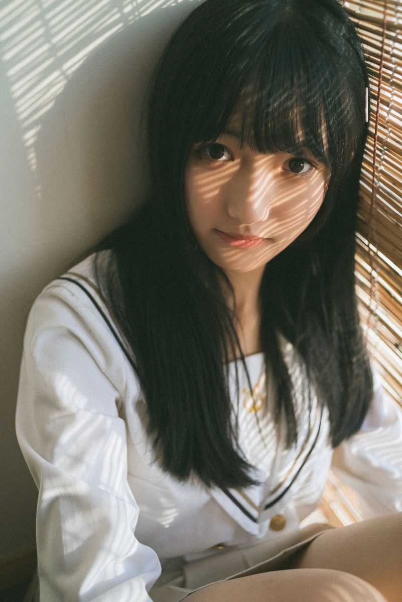 晴日下的美少女