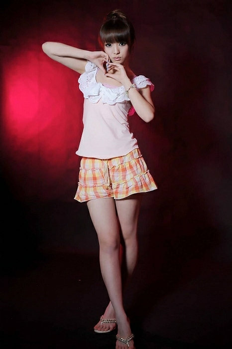 娇娇：无邪的青春小美女