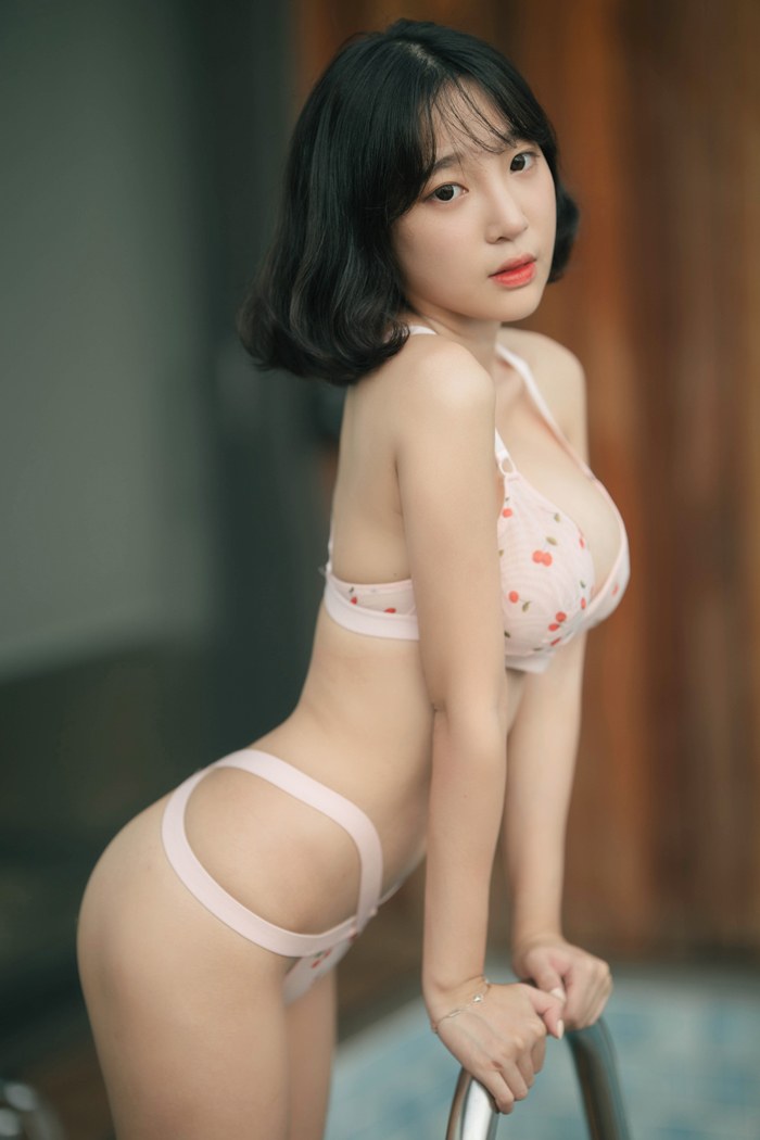 甜美女友娇娇俏俏让人心动