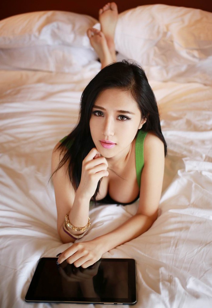 羞人美女模特马年精选