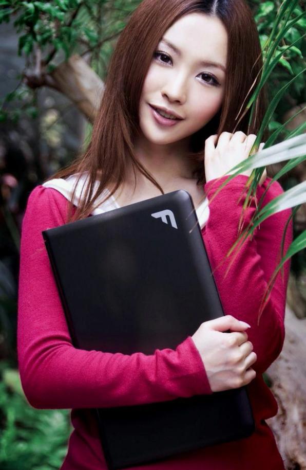 王婉珈代言本美丽写真