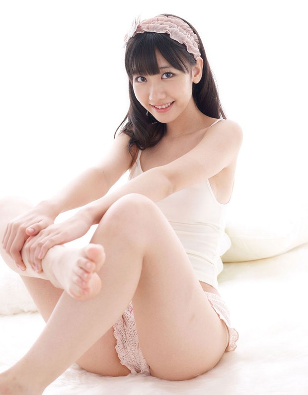 柏木由纪性感比基尼写真