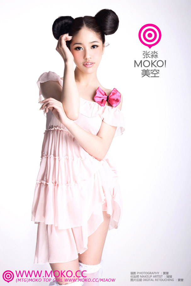 时尚平面模特，展现美丽身姿