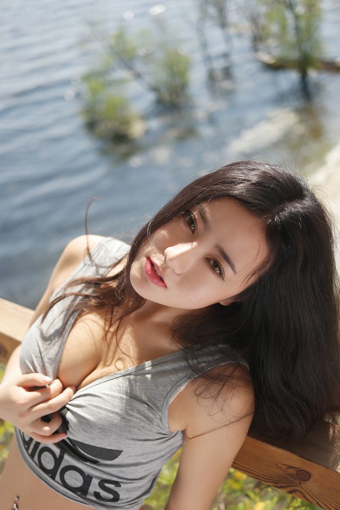 巨臀玛鲁娜美乳香四溢