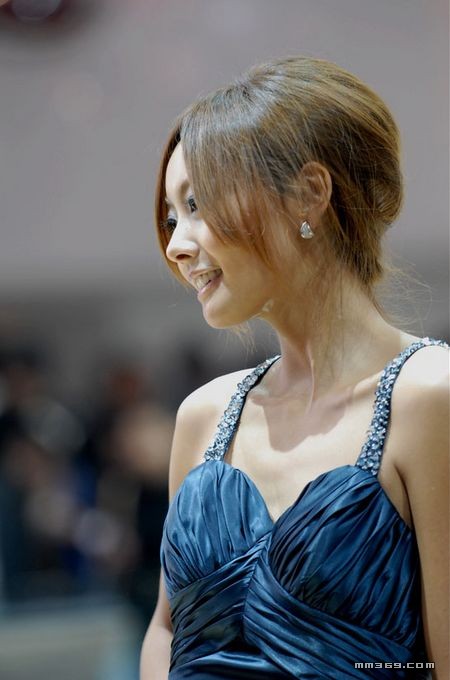 车模侧面，瞬间绝美