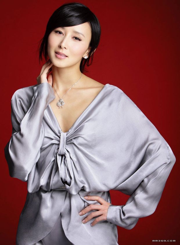 豪门贵妇胡静全新写真