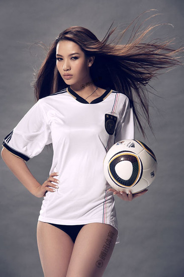 非洲狂野足球，世界杯宝贝展现魅力