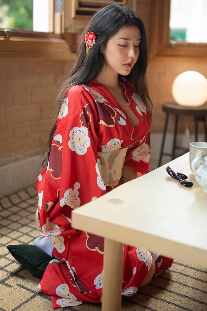 妻子穿和服被调教，诱惑无限