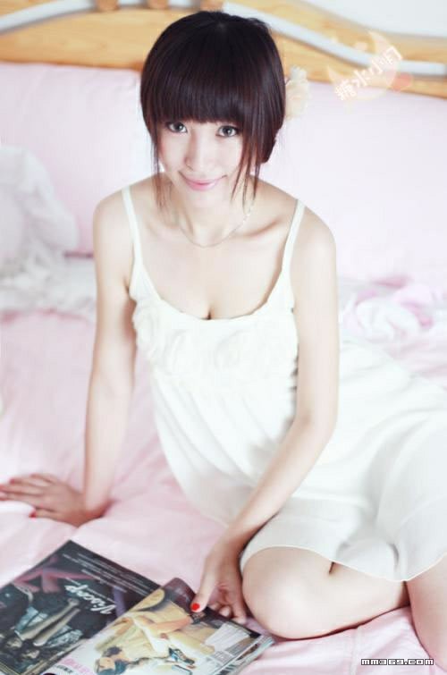 迷人气质美女百变写真