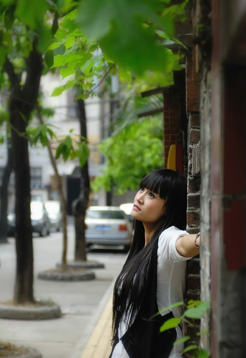 岭南姐妹风情万种，美丽动人