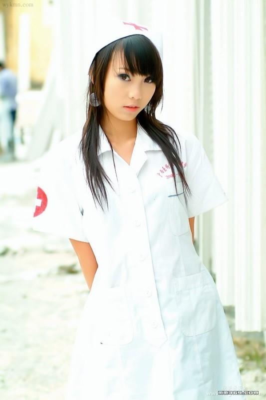 广西医科大学02届校花护士MM，美若天仙！